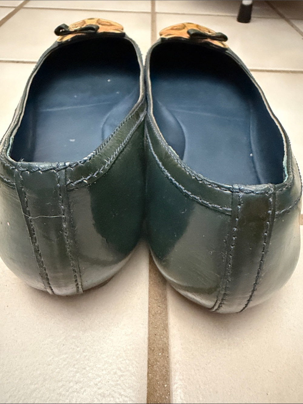 Tory Burch Black Leather Ballet Flats with Fox Motif - Picture 3 of 4